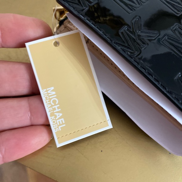 MK Double Zipper Wallet - Picture 5 of 10